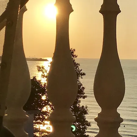 Livia Boutique Апартхотел 4*