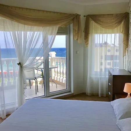 Livia Boutique Aparthotel Rawda