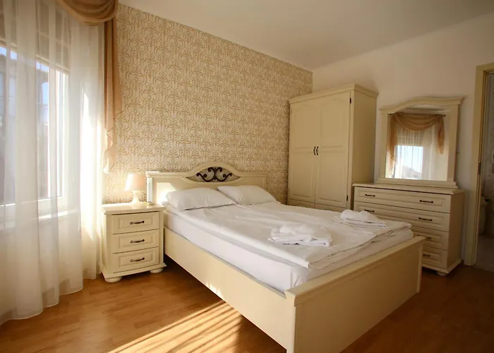 Livia Boutique 4*